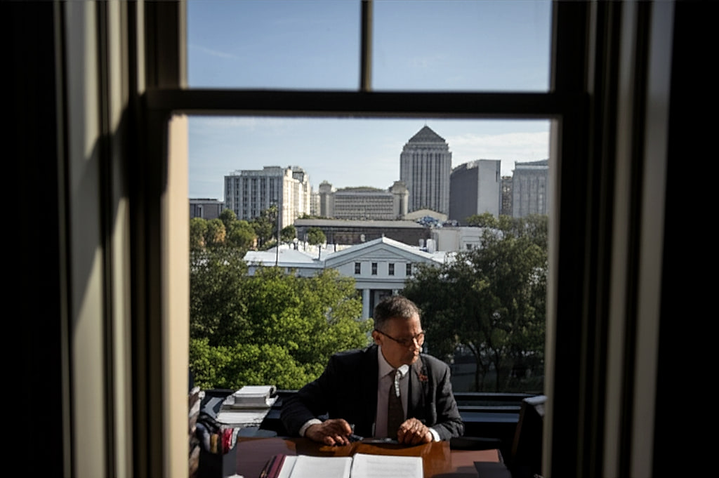 Antonio Brown Released on Bond After Extradition to Miami in Shooting Case