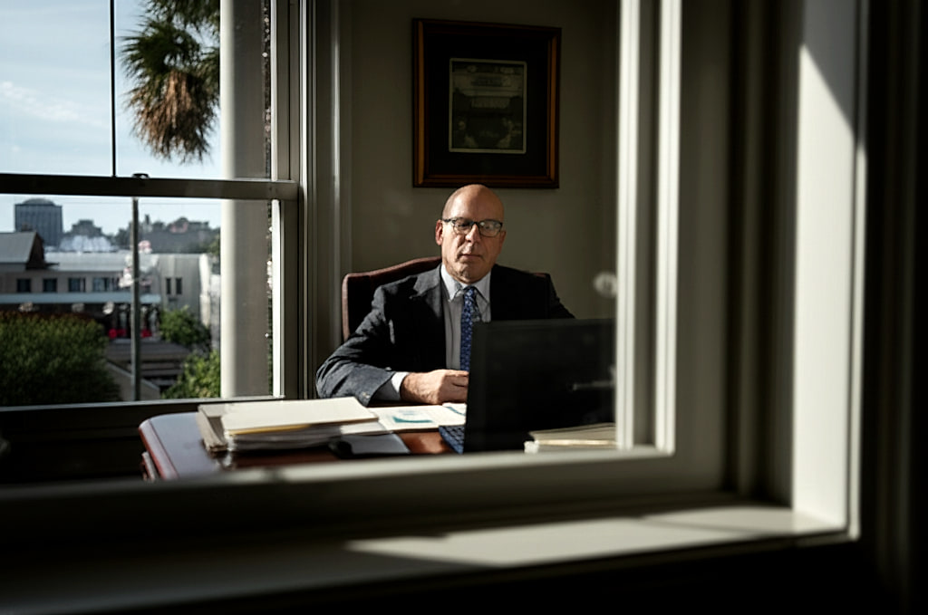 Fear of ICE Near Schools Tied to Sharp Drop in Student Enrollment Across Florida